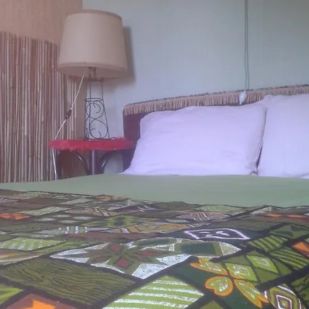 Homestay La Maison De Tante Jeanne Marcols-les-Eaux